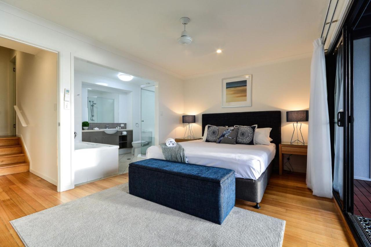 Shorelines 31 Renovated Upmarket Two Bedroom Apartment With Ocean Views And Buggy Hamilton Island Dış mekan fotoğraf